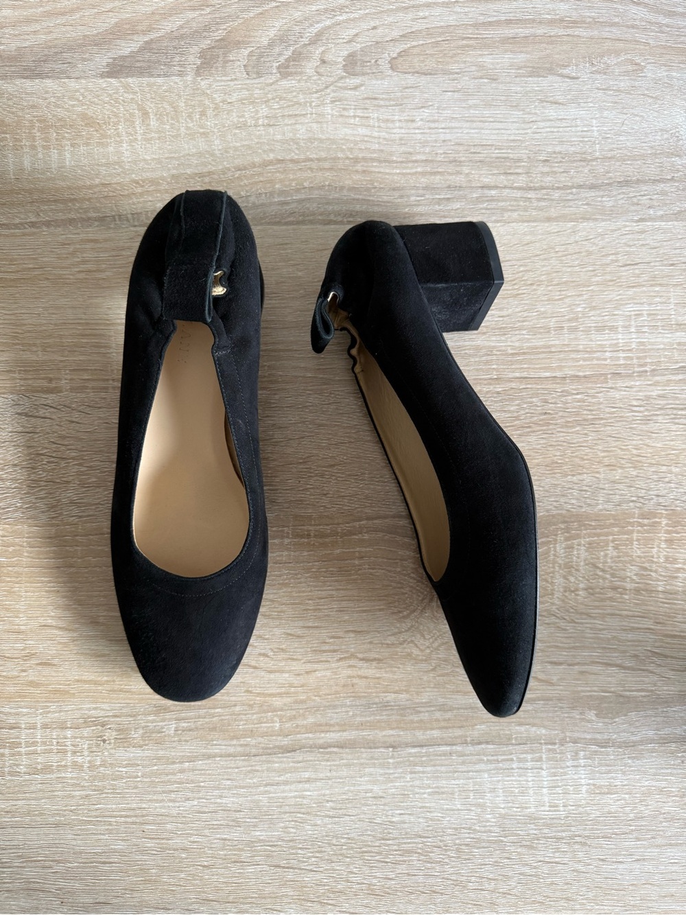 Everlane the day heel in black suede Sz 8